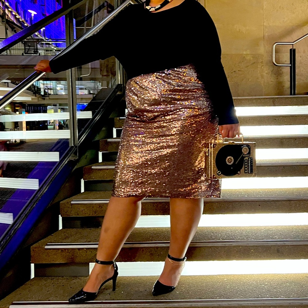 Lane Bryant gold sequin pencil skirt with exposed elastic waist.